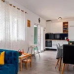 Villa Sea Flower Beachfront *
