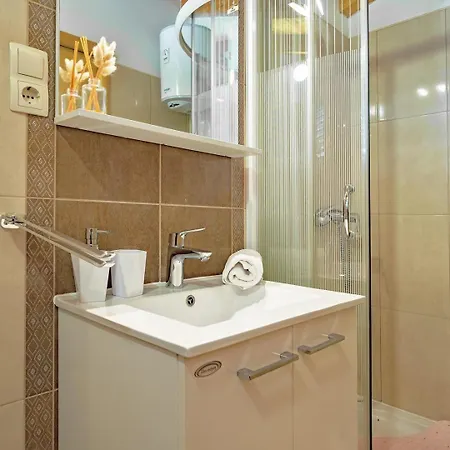 Sea Flower Beachfront Villa Sevid
