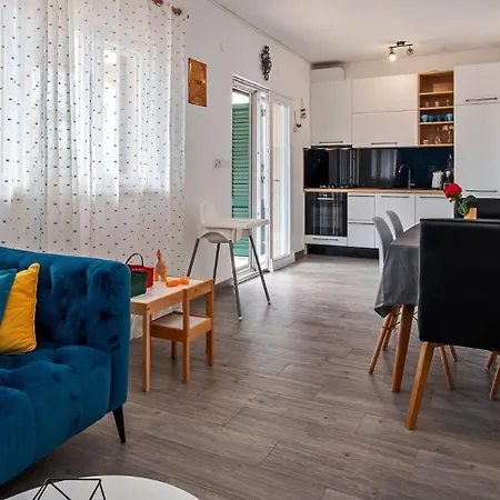 Sea Flower Beachfront