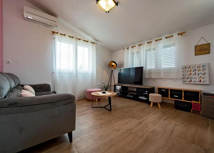 Sea Flower Beachfront *