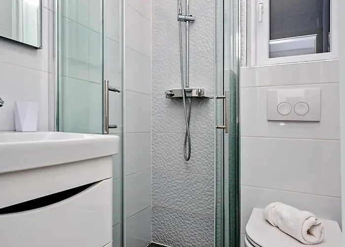 Sea Flower Beachfront וילה סביד