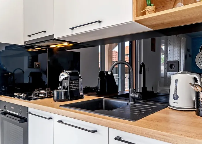 Sea Flower Beachfront וילה סביד