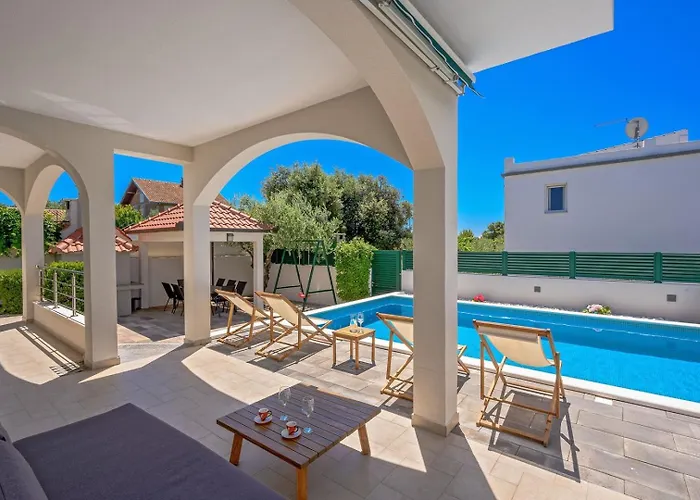 Villa Sea Flower Beachfront Sevid